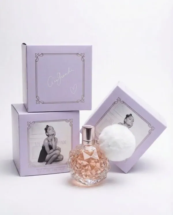 Fragancia Ari: Encanto y Dulzura de Ariana Grande